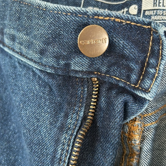 Carhartt Relaxed Fit 42x32 Straight Leg Heavy Duty Cotton Classic Denim Jeans - Picture 13 of 16